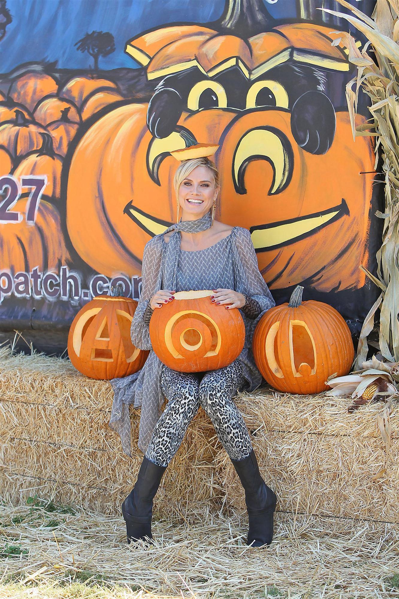 Heidi Klum at Mr Bones Pumpkin Patch in West Hollywood | Picture 100743